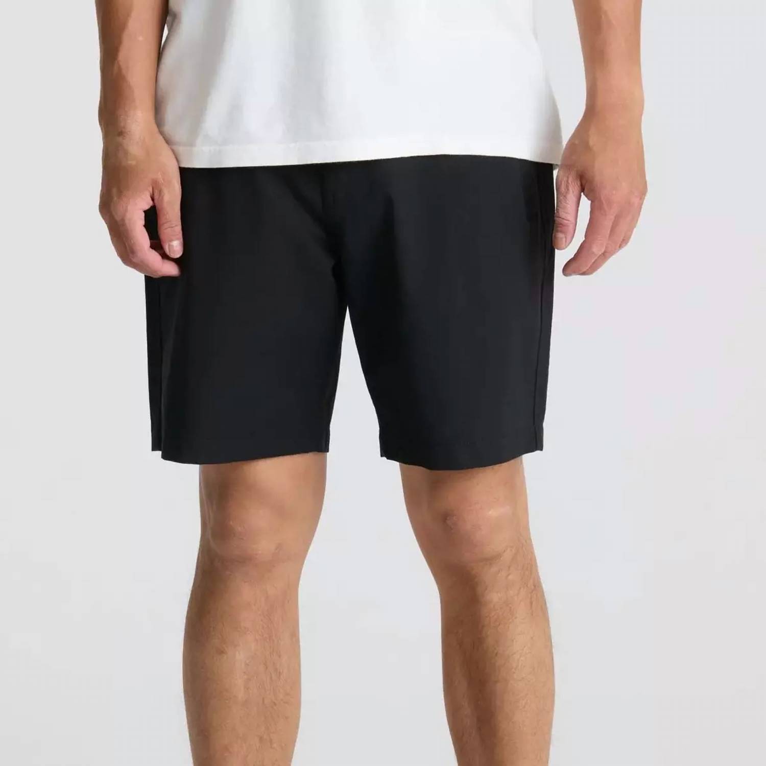 New Roark Layover Pro Traveler Short In Black